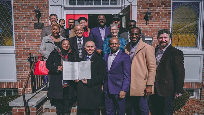 Providence Mayor Jorge Elorza presenting Reparations executive order alongside leaders of the truth-telling and reconciliation phases of the city's efforts.