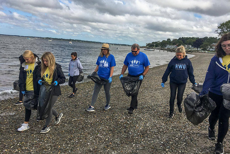 RWU students and faculty help clean up Bristol Town Beach