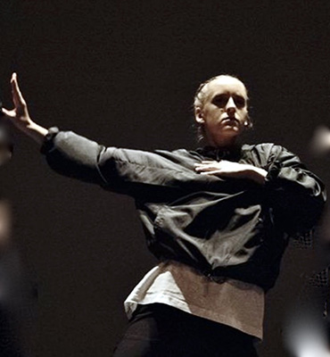 Meryl Gendreau dancing