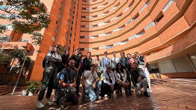 ARCH 515 student group photo on their trip in Colombia