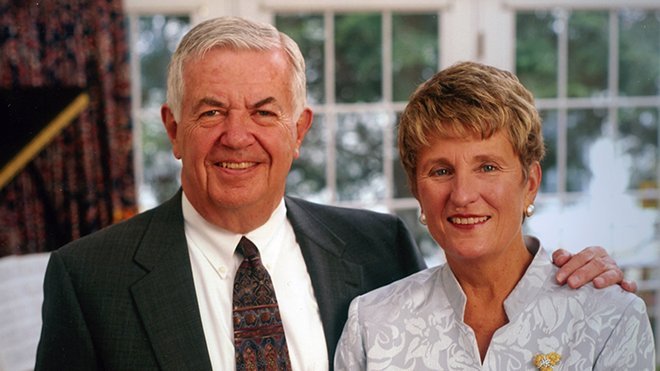 image of Bill and Joyce Cummings