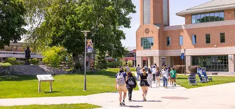 Students walk across RWU's Bristol campus