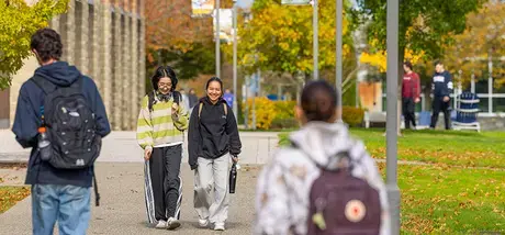 Students walk across RWU's Bristol campus