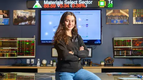 Senior Chelsea King applies real-world finance skills as part of the Center for Advanced Financial Education.