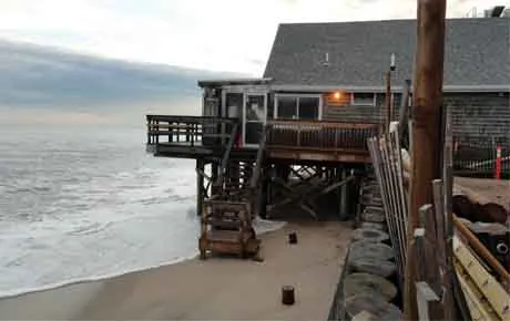 House built on oceanfront
